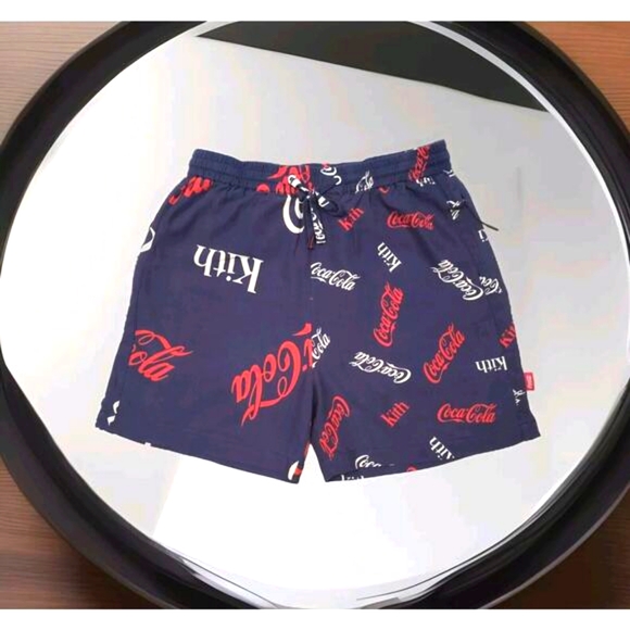 kith Coca Cola Vintage Shorts Size Small NOWT - Picture 1 of 11
